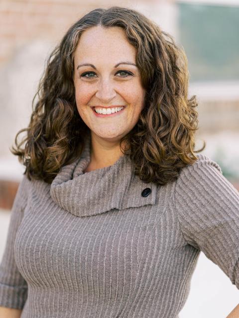 Marisa Brady (Mama Shrek/Mama Bear) 